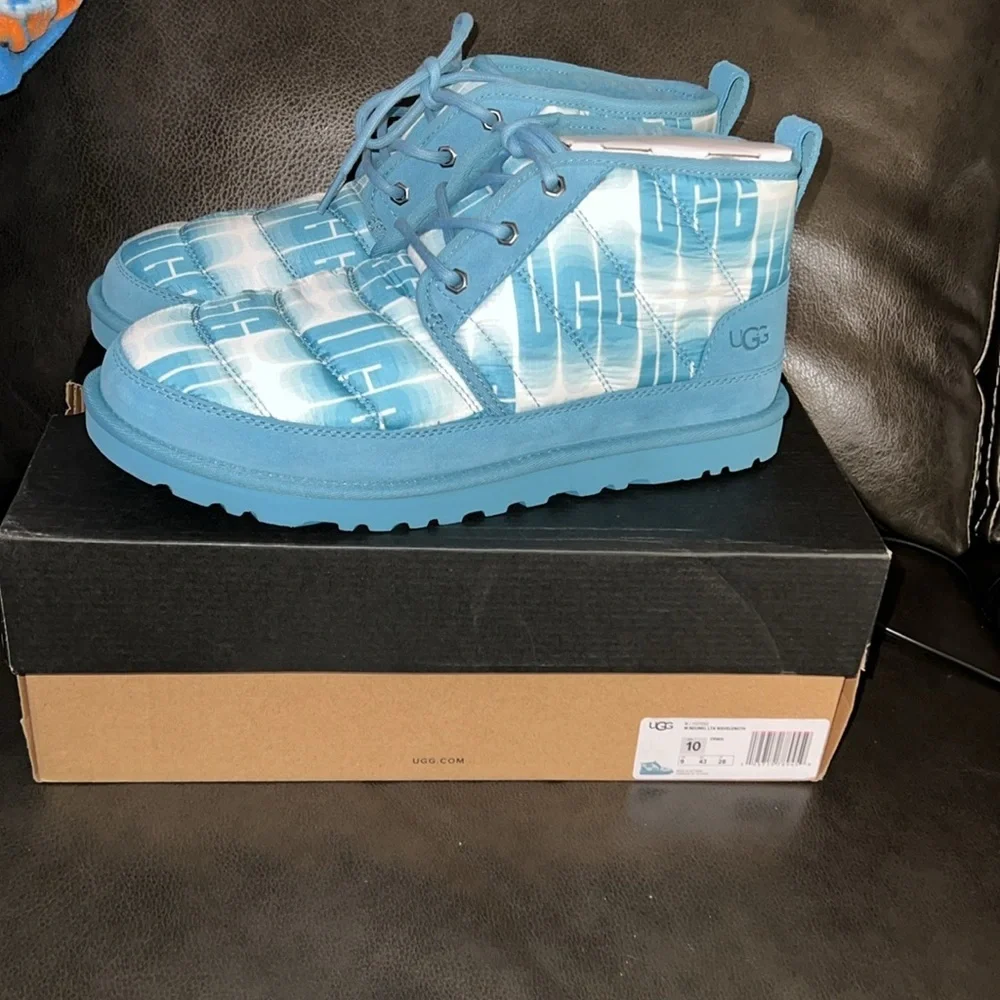 NIB UGG Neumel LTA size: 10